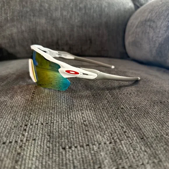 Oakley Radar EV PRIZM Polarized OO9208 White-Gray Frame - Picture 7 of 8